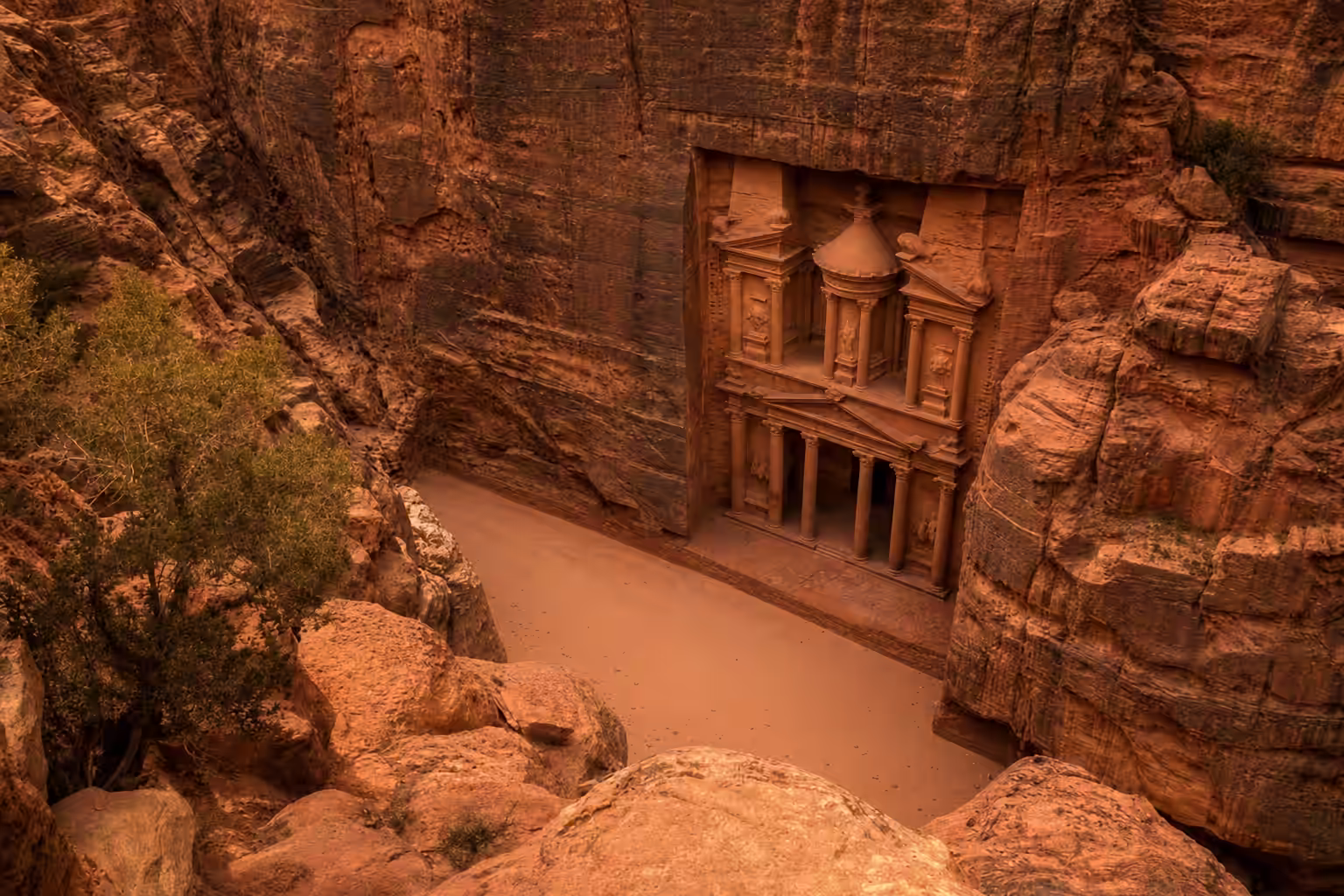 Private tour to the ancient city of Petra, Jordan
